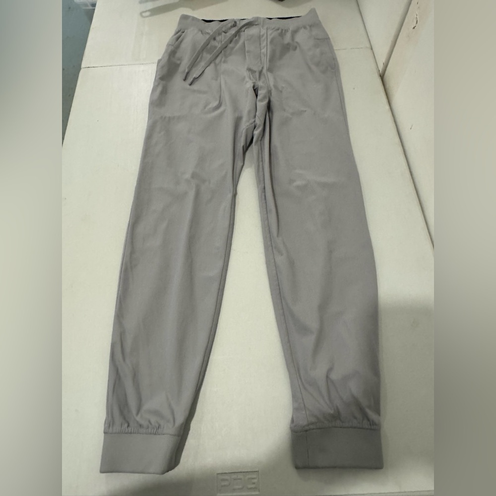 Lululemon men’s pant size medium